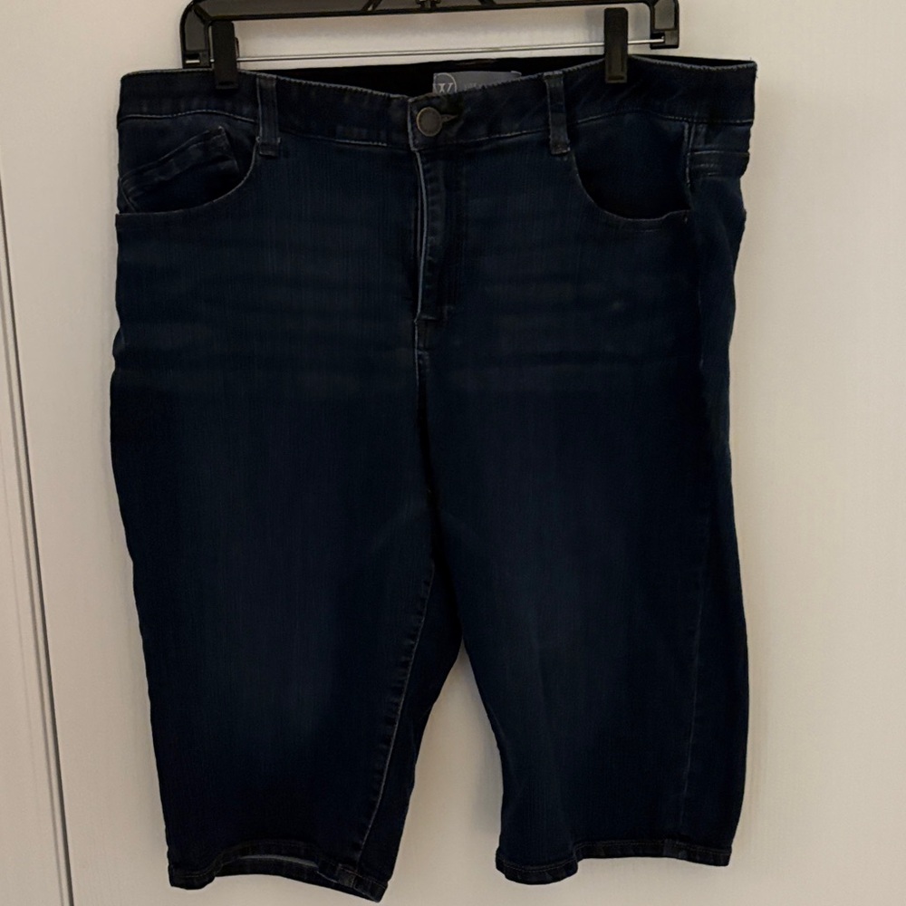 Wit & Wisdom Classic Blue Denim Shorts